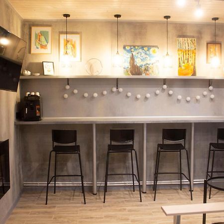 City Center Artmania Apartments キシナウ エクステリア 写真