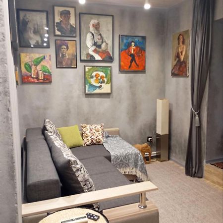 City Center Artmania Apartments キシナウ エクステリア 写真