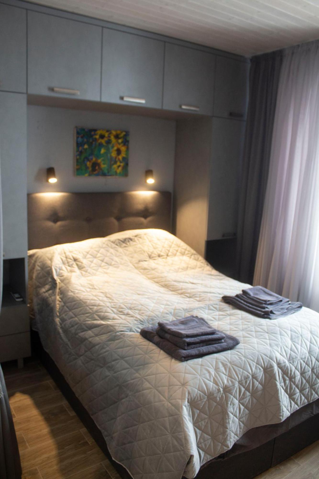 City Center Artmania Apartments キシナウ エクステリア 写真