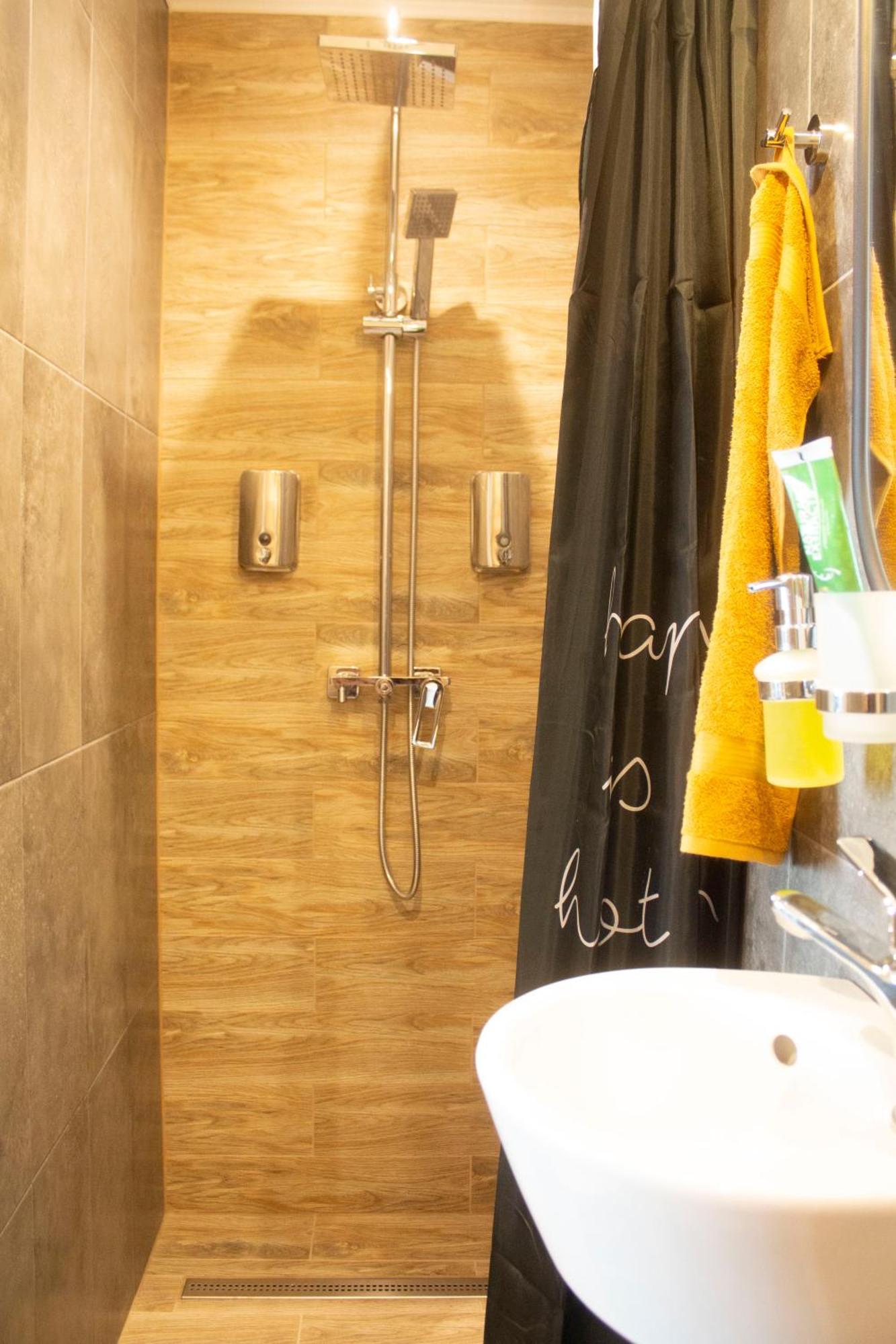 City Center Artmania Apartments キシナウ エクステリア 写真