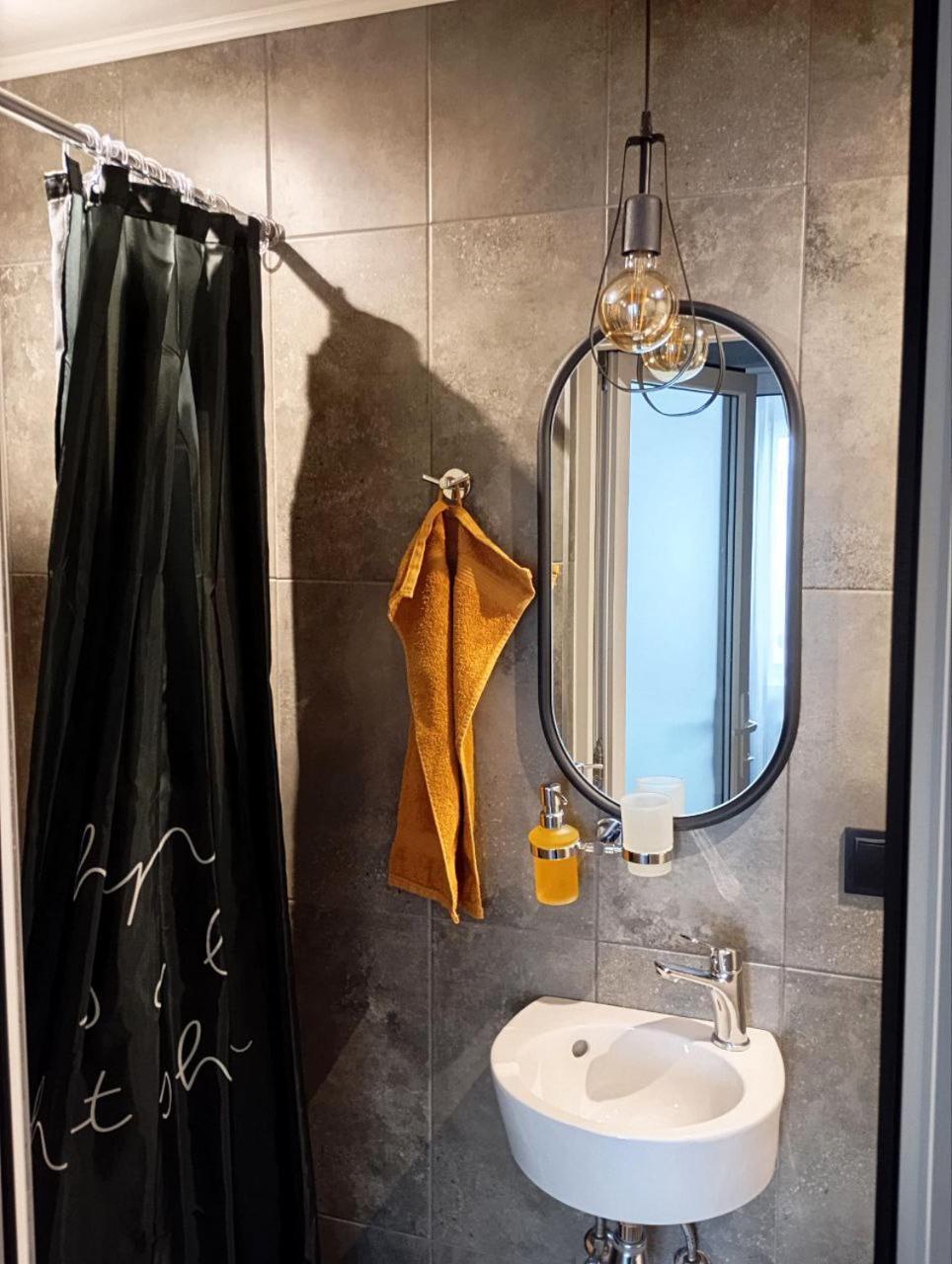 City Center Artmania Apartments キシナウ エクステリア 写真