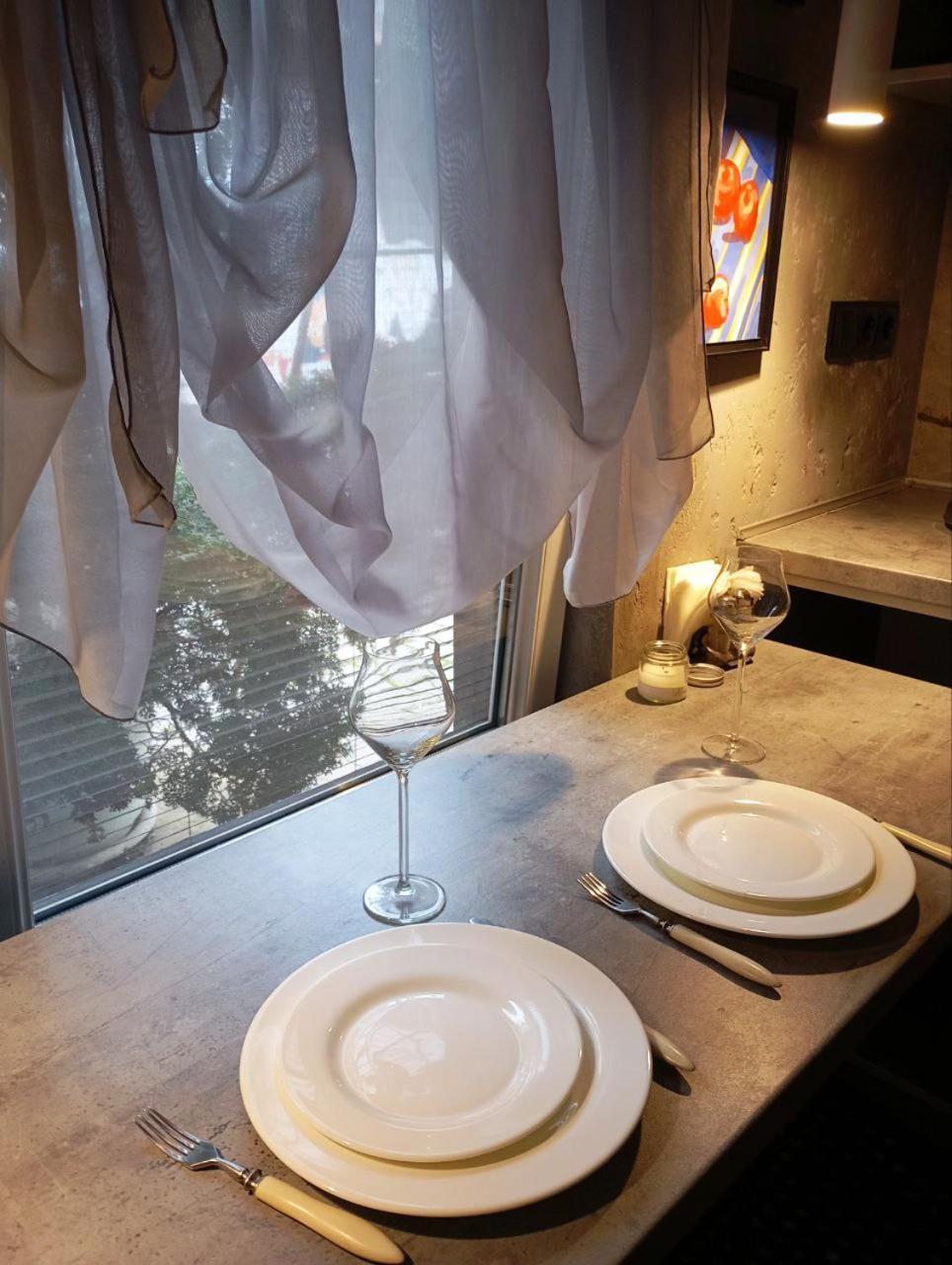 City Center Artmania Apartments キシナウ エクステリア 写真