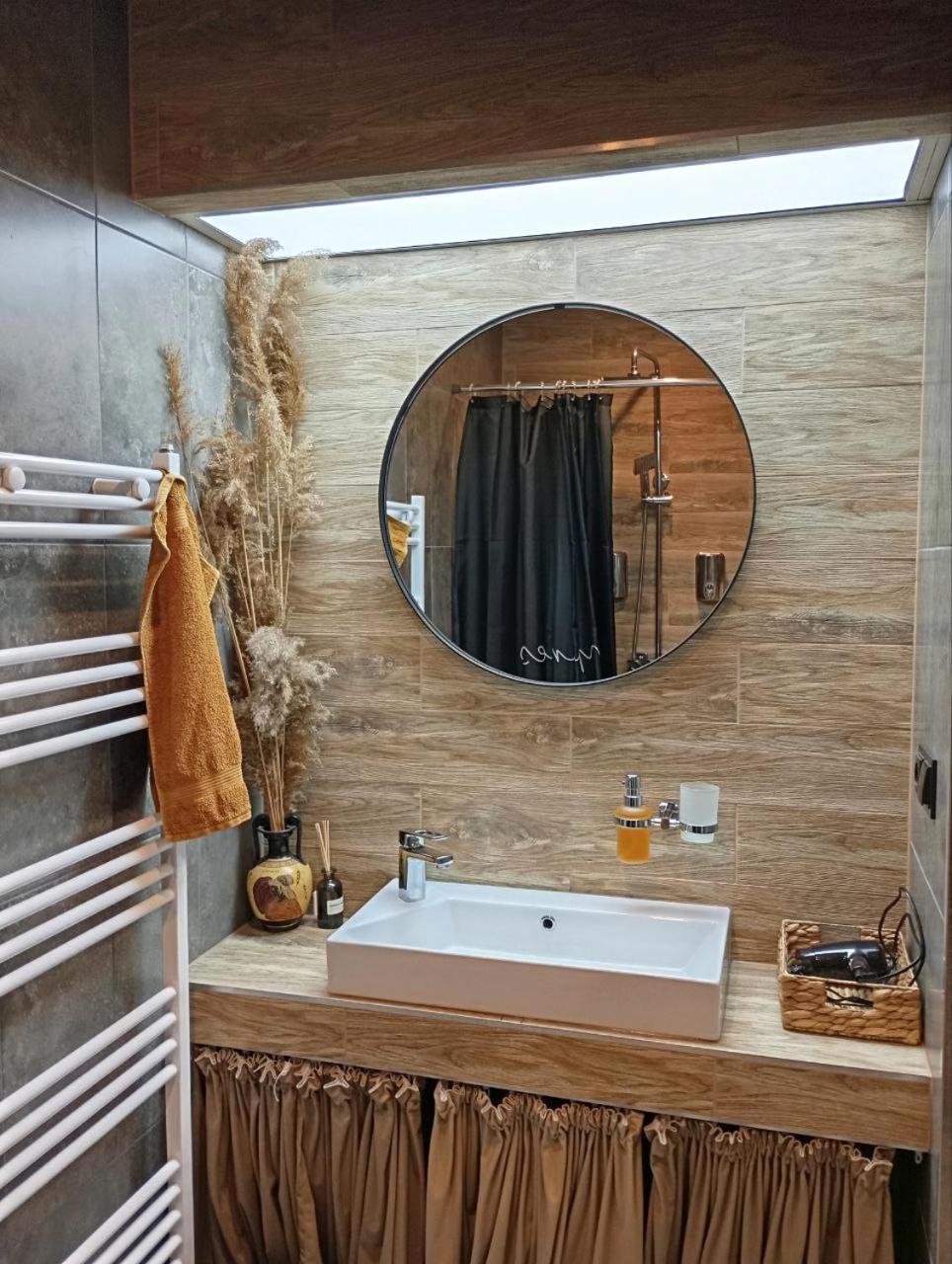 City Center Artmania Apartments キシナウ エクステリア 写真
