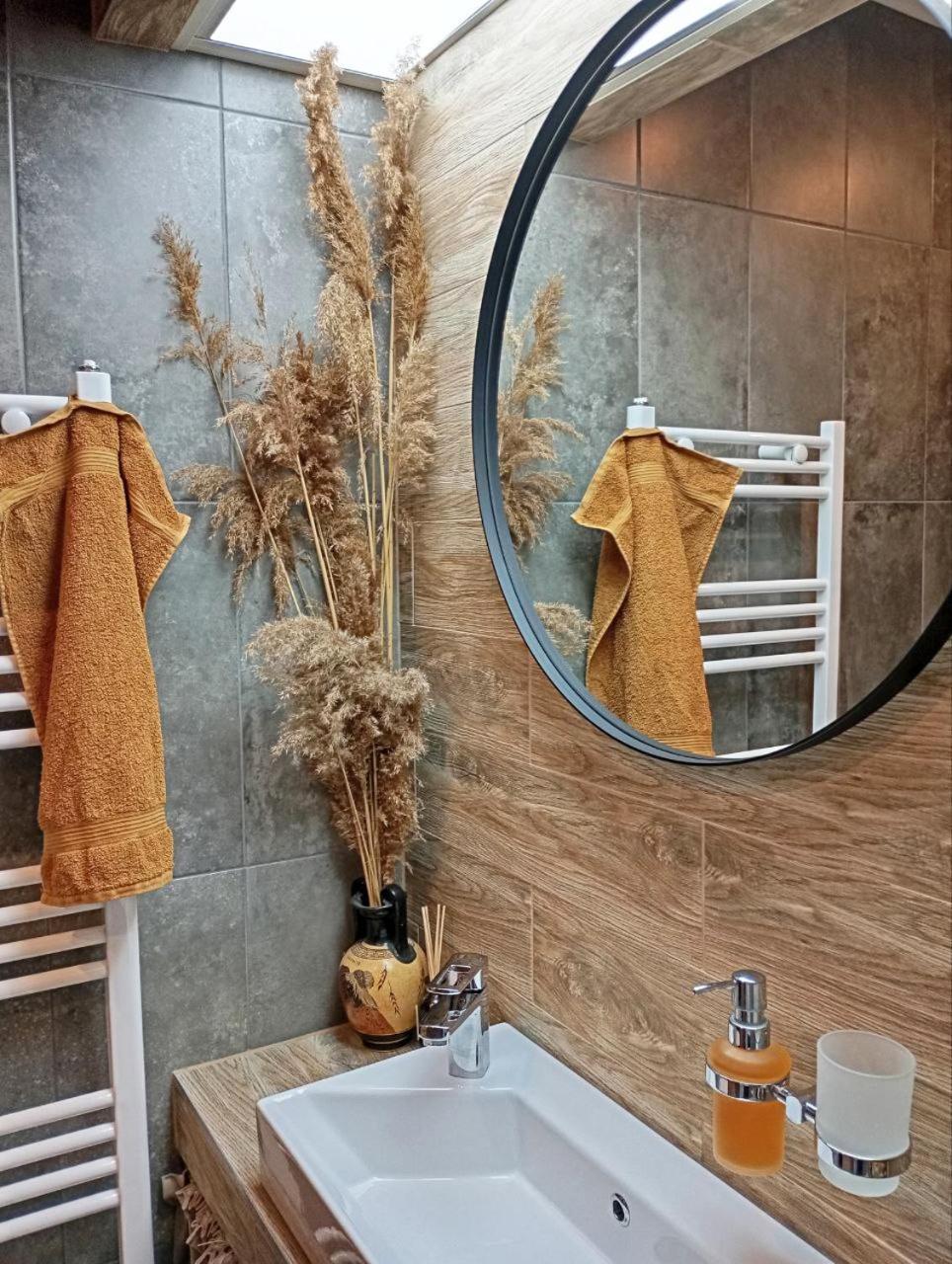 City Center Artmania Apartments キシナウ エクステリア 写真