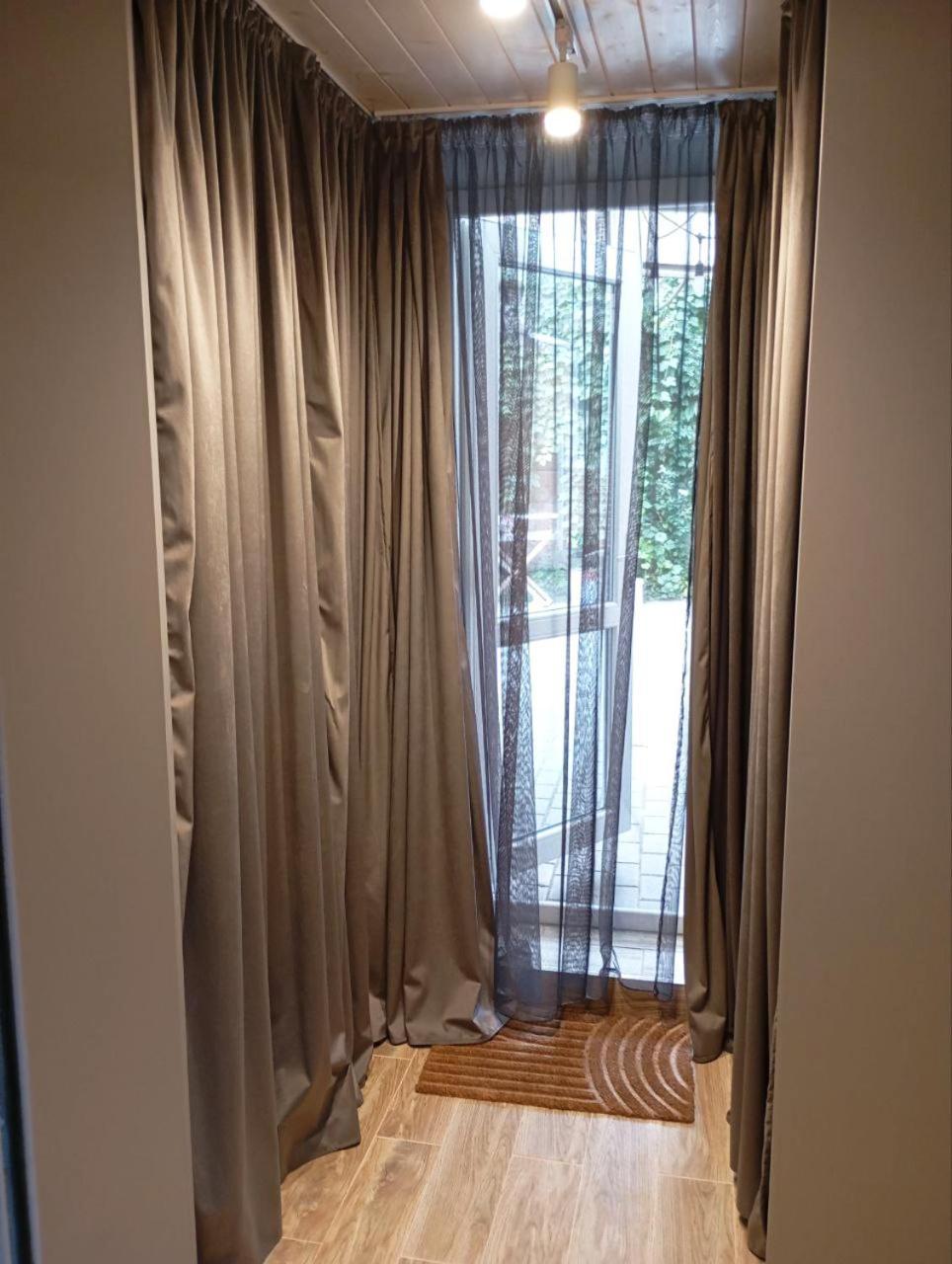 City Center Artmania Apartments キシナウ エクステリア 写真